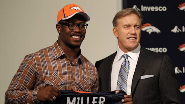 elway_millergettyid113276869.jpg